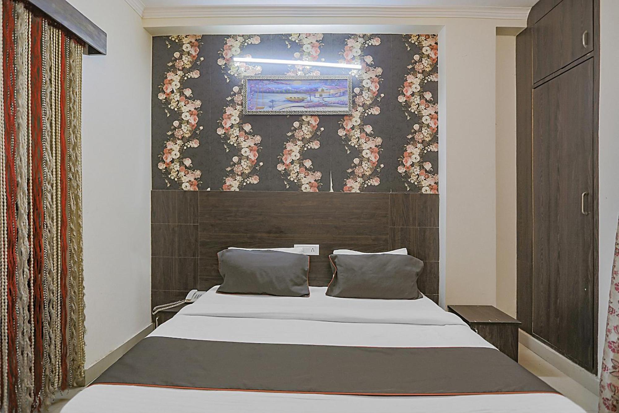 Hotel O Sun Villa New Delhi Exterior photo