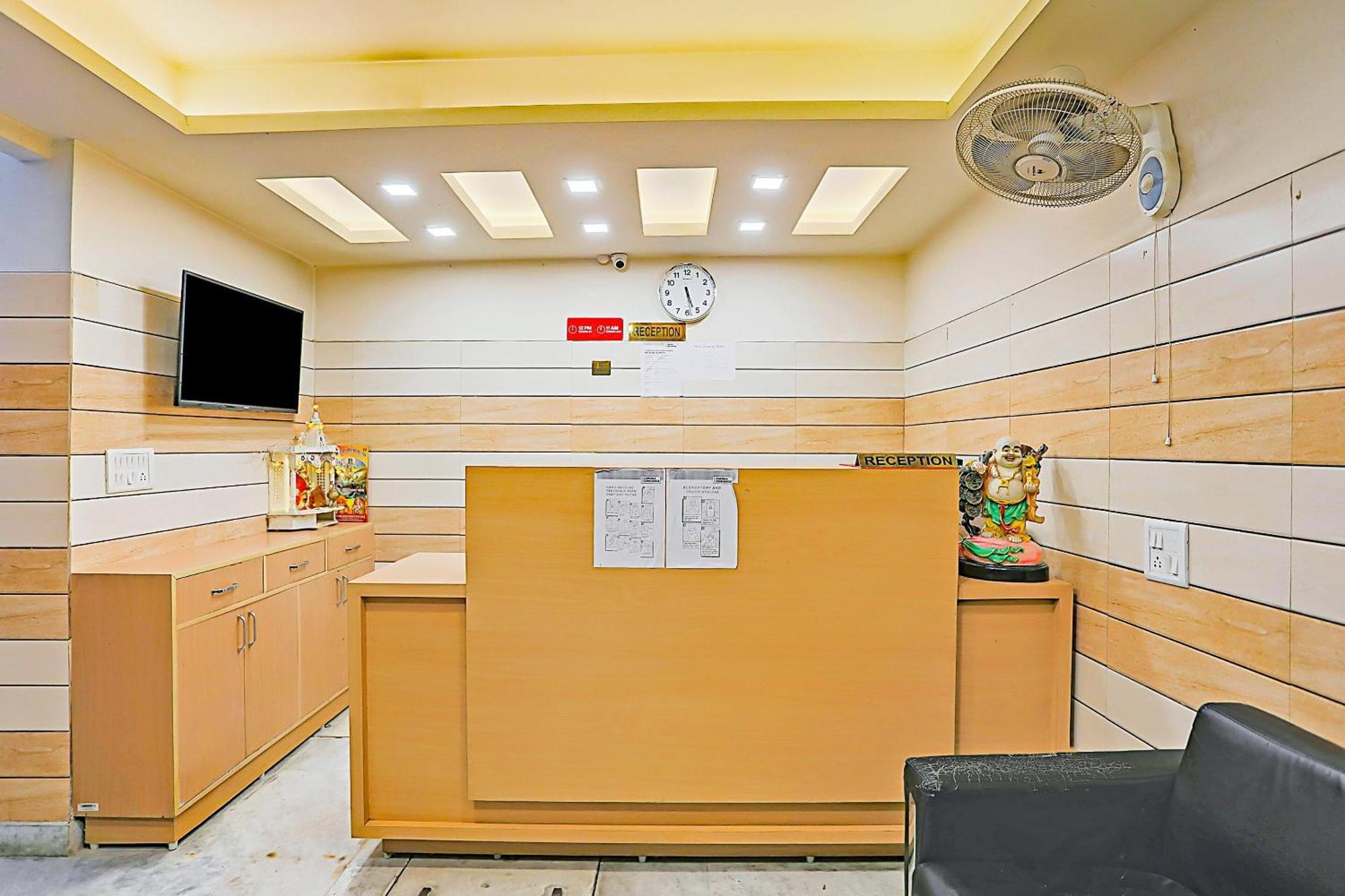 Hotel O Sun Villa New Delhi Exterior photo